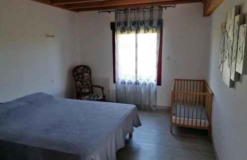 Parthenay House | Gite Le marronnier - Parthenay - 10 personnes - Gite à la campagne à 3 kms du centre-ville