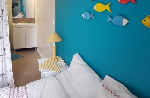 Le Neufbourg Cottage | Gite Le Neufbourg, 4 bedrooms, 8 persons