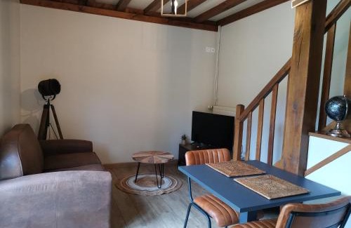 Sainte-Marie-au-Bosc Apartment | Gite Le Phare - près d'Etretat