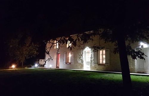 Le Pin-la-Garenne Cottage | Gite Le Pin-la-Garenne, 2 bedrooms, 4 persons