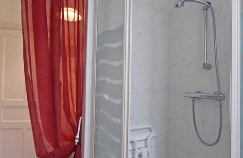 Le Pin-la-Garenne Cottage | Gite Le Pin-la-Garenne, 2 bedrooms, 4 persons