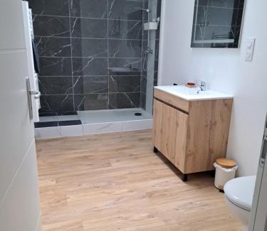 Haybes House | Gite - Le sachouliot