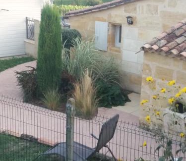 Sainte-Colombe House | Gite Les Deux Meules