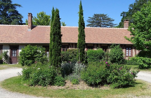 Ligny-le-Ribault Cottage | Gite Ligny-le-Ribault, 2 bedrooms, 4 persons