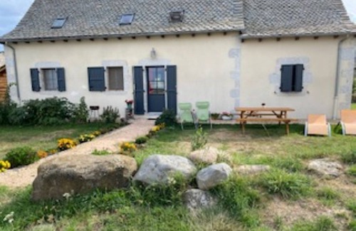 Nasbinals Apartment | Gite Masuc Solelhau A Nasbinals EN Plein Coeur DE L'aubrac