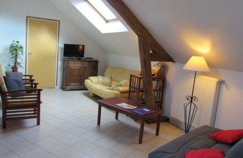 Valencisse Cottage | Gite Molineuf, 3 bedrooms, 8 persons