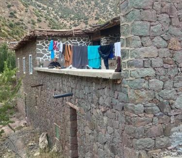 Zaouiat Ahansal Hotel | Gite montagnes taghia