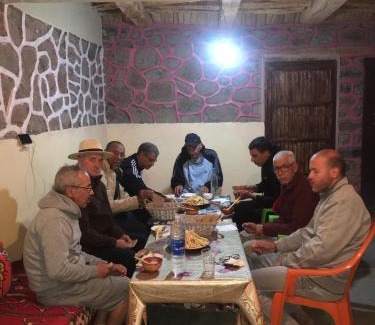 Zaouiat Ahansal Hotel | Gite montagnes taghia