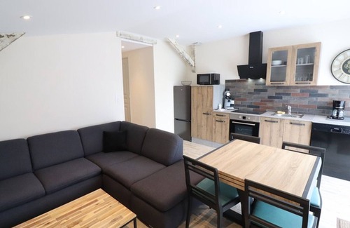 Naucelles Cottage | Gite Naucelles, 2 bedrooms, 4 persons
