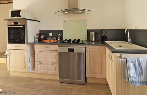 Parfondeval Cottage | Gite Parfondeval, 2 bedrooms, 6 persons