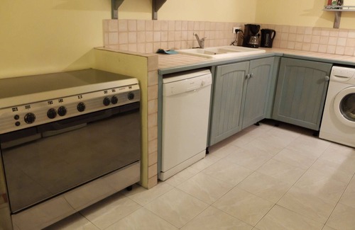 Bragassargues Cottage | 🏡 Gîte Pic Saint-Loup 11-13 pers. with swimming pool, terraces and unique nature view