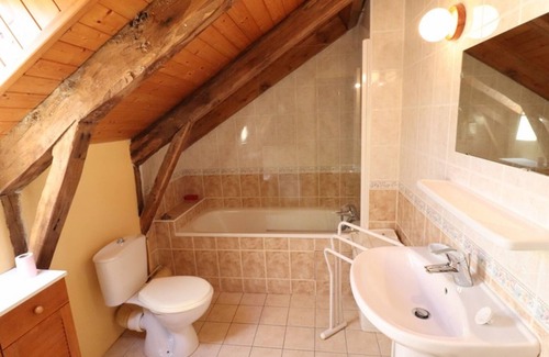 Calvinet Cottage | Gite Puycapel-Calvinet, 2 bedrooms, 4 persons