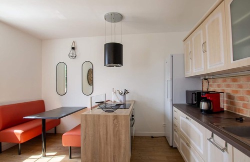 Rampieux Cottage | Gite Rampieux, 5 bedrooms, 10 persons