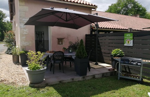 St-Michel-de-Double Cottage | Gite Saint-Michel-de-Double, 2 bedrooms, 4 persons
