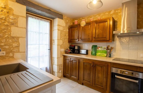 Saint-Laurent-des-Batons Cottage | Gite Saint-Amand-de-Vergt, 5 bedrooms, 9 persons