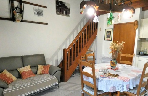 Saint-Paul-les-Dax House | Gite Saint-Paul-lès-Dax, 1 bedroom, 5 persons