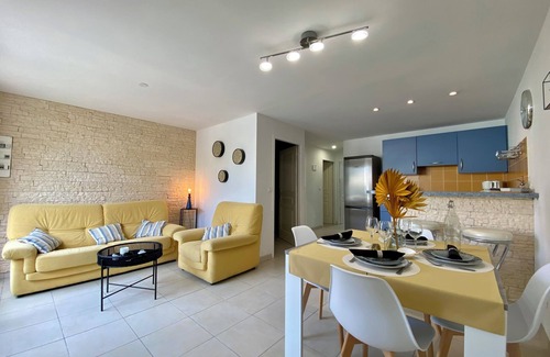 Saint-Jean-de-Barrou Apartment | GITE THYM IN THE HEART OF AN OLIVE GROVE