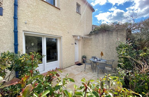Saint-Jean-de-Barrou Apartment | GITE THYM IN THE HEART OF AN OLIVE GROVE
