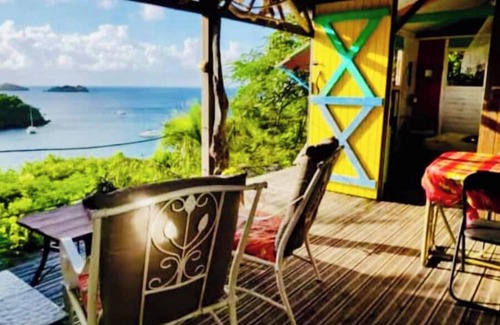 Grand Anse Cabin | Gite Ti Kazalo - Cabane perchée - sea view - direct access to the Baie des Tortues beach