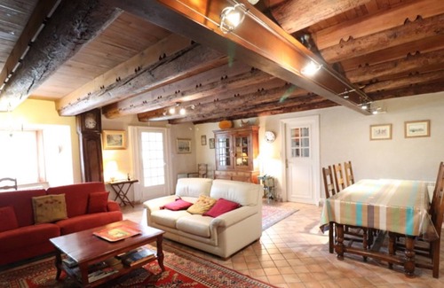 Valuejols Cottage | Gite Valuéjols, 3 bedrooms, 6 persons