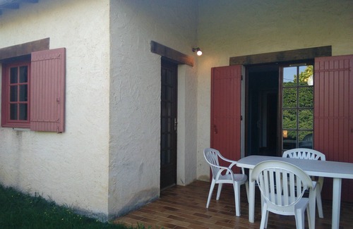 Saint-Marcory Condo | Gite with large swimming pool, play area, green space.