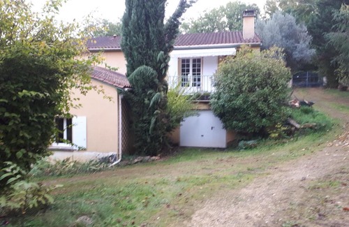 Le Buisson-de-Cadouin Apartment | GITES DU MOULIN A VENT