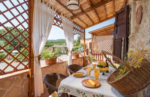 Casole d'Elsa House | Giulia Superior Apartment Shared Pool Wi-Fi