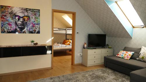 Istvanmezo Apartment | Gizella Terrace by Puskás