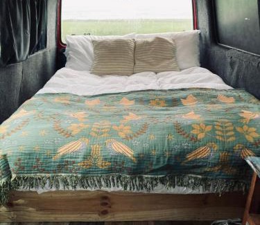 Rathlee Other | Glór na d'Tonnta Glamping Campervan