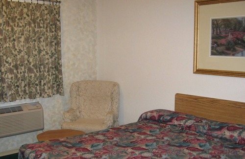 Santa Rita Hotel | Glacier Gateway Inn