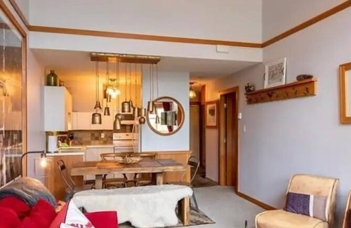Whistler Condo | Glacier Lodge: Steps to Trails & Nature