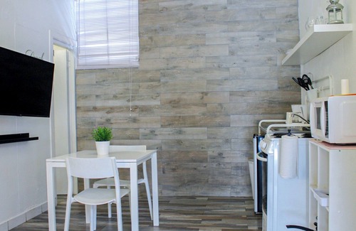Ponce Centro Apartment | Gladiolas 1103