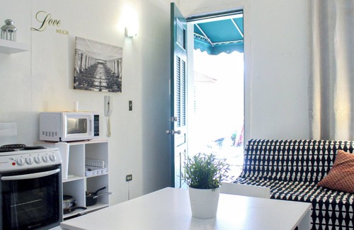 Ponce Centro Apartment | Gladiolas 1103