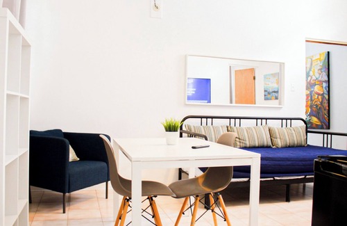Ponce Centro Apartment | Gladiolas 2204