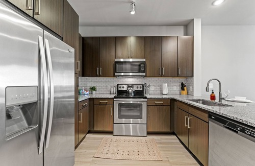 Loring Heights Apartment | Glamorous 1BR APT in Atlantic Station
