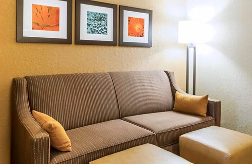 Ramsey House | Glamorous Haven for You! W/ Free Breakfast