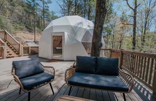 Cherry Log House | Glamp Blue Ridge - Dome 6, Jane. Escape to a dome on the falls