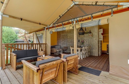 Uden House | Glamping 6-person safari tent