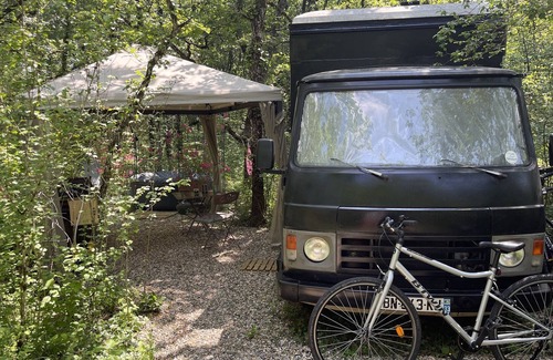 Loubezs-Bernac Cabin | Glamping Black box