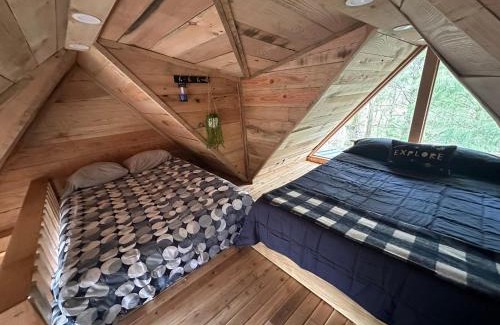 Langton House | Glamping Forest Hideaway Hike-grill-stargaze