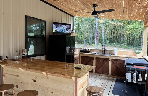 Newnata RV Rental | Glamping in an Authentic Style Sioux Tipi in the Heart of the Ozarks “The Deer”