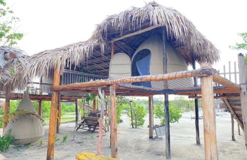 Costa Caribe House | Glamping in front of the sea live the experience