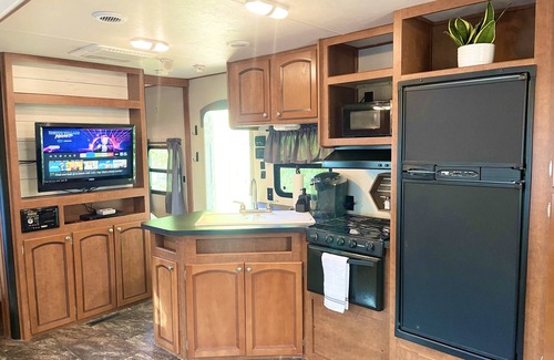 Randolph County House | Glamping in the Country, Fiber Internet, Comfy Queen Bed