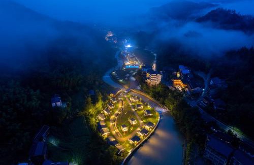 Wulingyuan Hotel | Glamping Resort-At National Forest Park with Free Shuttle
