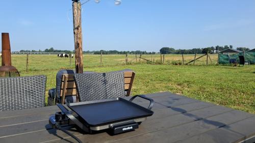 Hensbroek Other | Glamping tent met privé sanitair