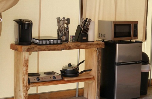Orderville RV Rental | Glamping Tent w/Private Bathroom, A/C Near Zion