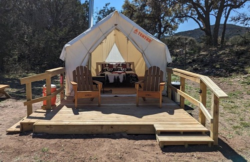 Vanderpool RV Rental | Glamping Tents 1, 2, 3