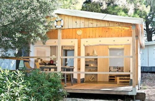 Primosten Resort | Glamping Tents - Camp Adriatic