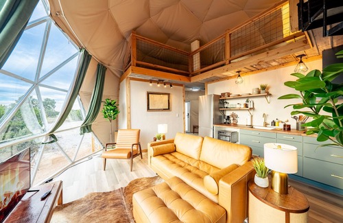 Oatmeal Resort | Glamping @ The Refuge-Reconnect with nature!