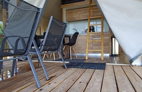 Houthem House | Glampingtent Papilio 4+2 by Interhome
